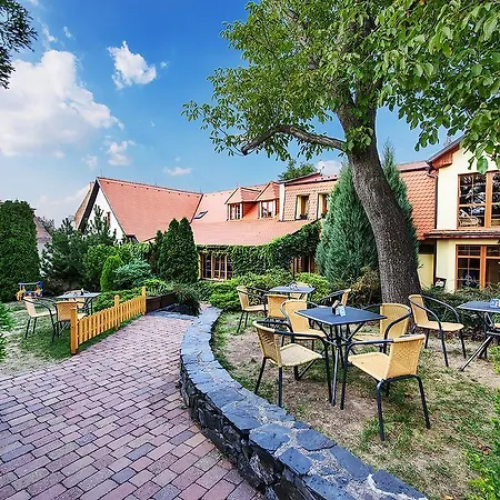 Restaurace A U Palečků Skuteč