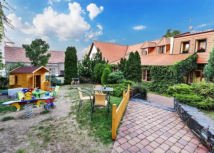 Affittacamere Restaurace A U Palečků 3*